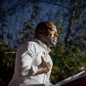 Meet your Posher, Levar